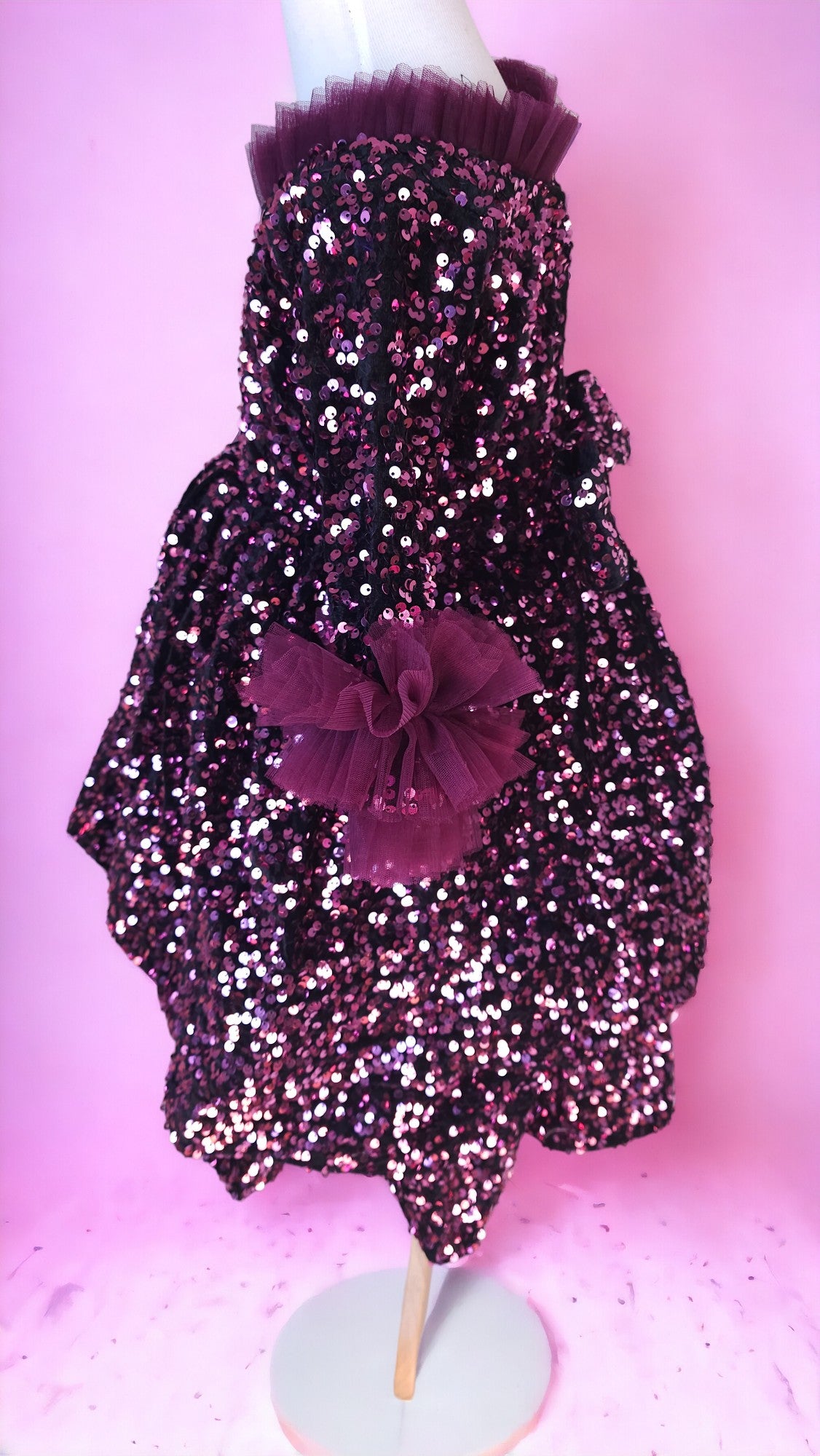 STUNNING SEQUENCE DRESS