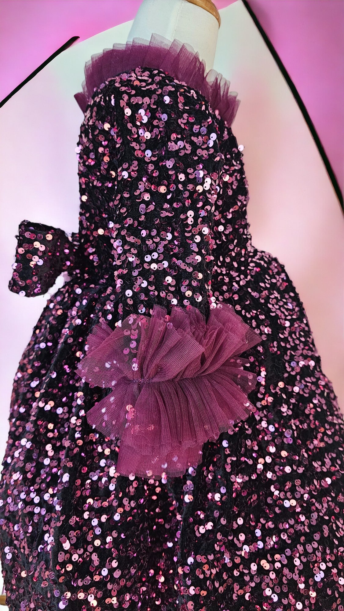 STUNNING SEQUENCE DRESS