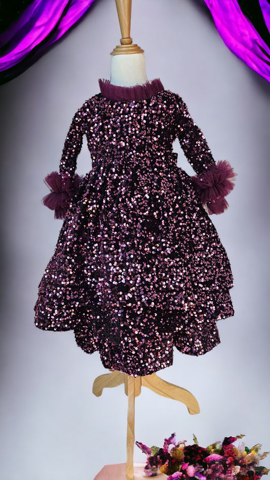 STUNNING  SEQUENCE DRESS