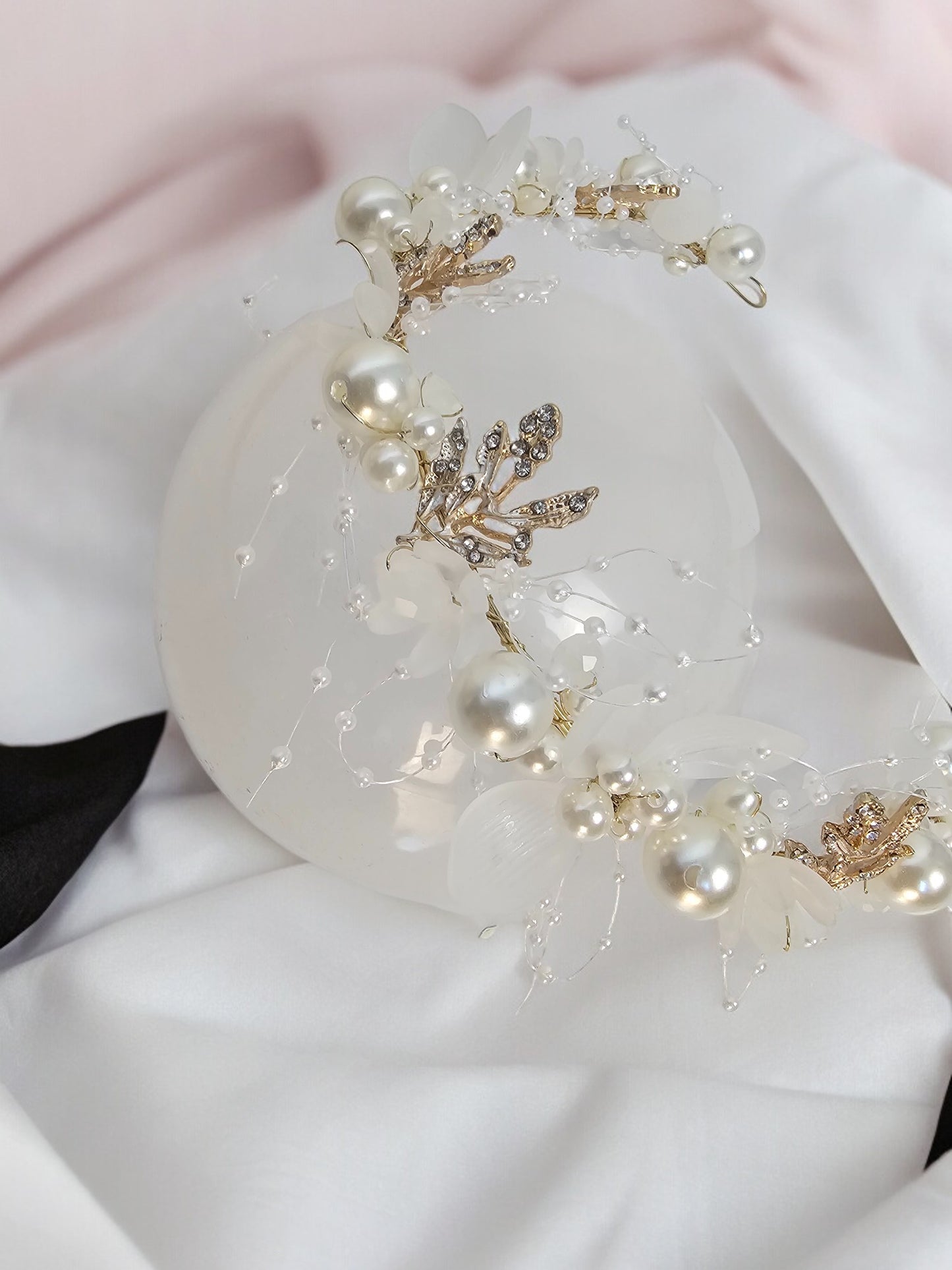 Head band white