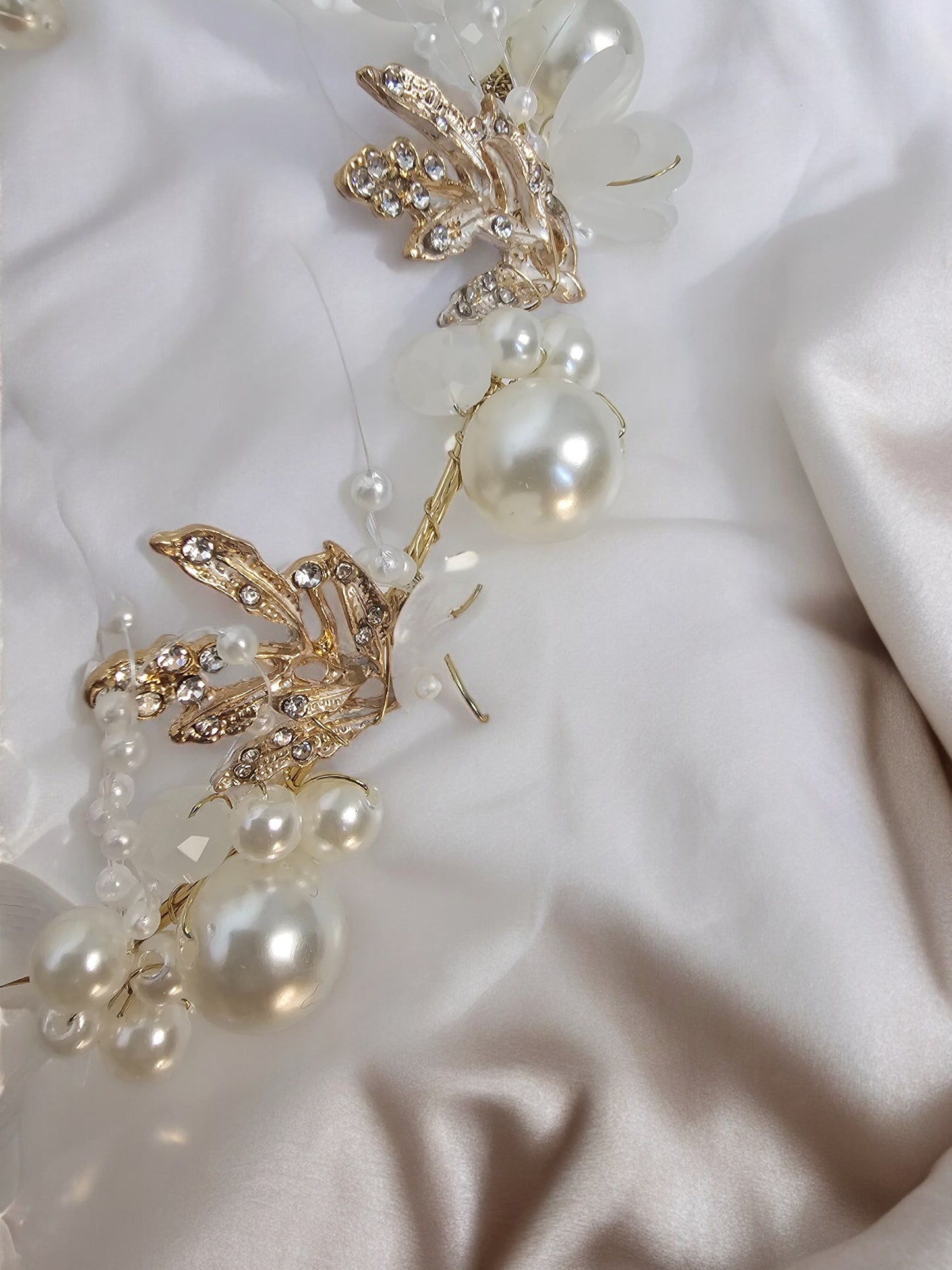 Head band white